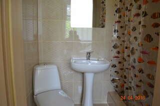 Гостиница Лукоморье Алушта Классический трехместный номер-2